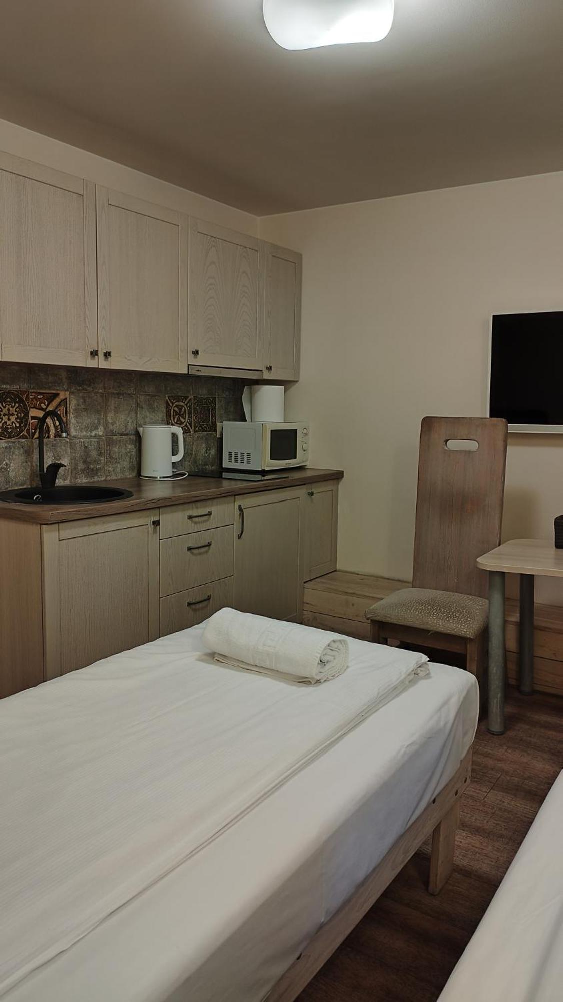 Kubu Ground Floor Rooms Клайпеда Экстерьер фото